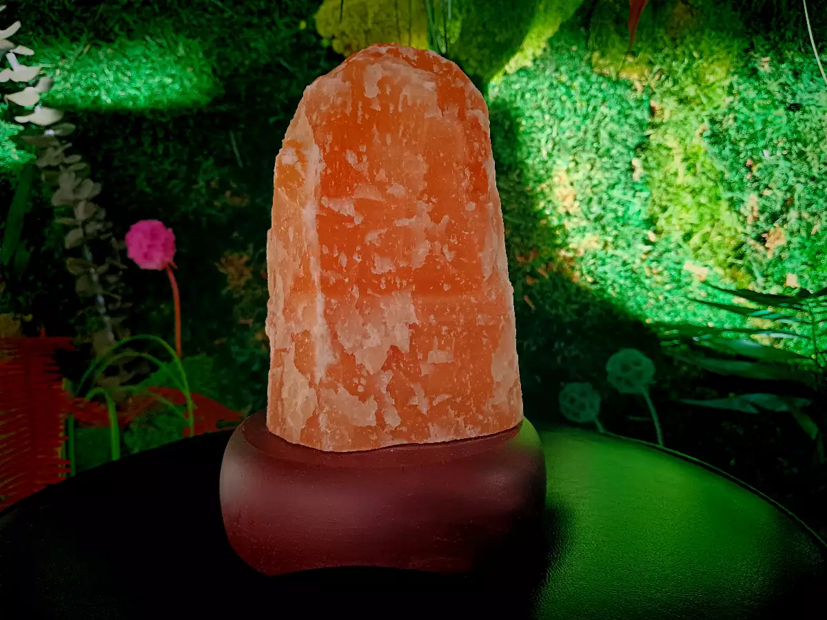 LAMPE EN CALCITE ORANGE