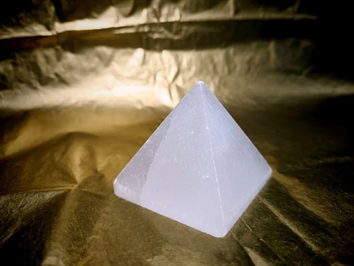 PYRAMIDE SELENITE