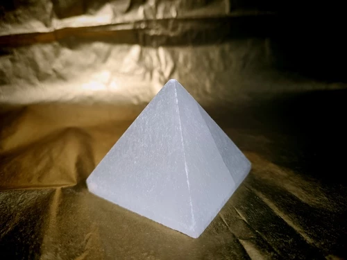 PYRAMIDE SELENITE