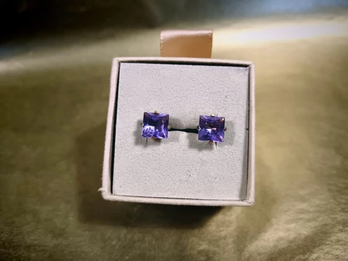 BOUCLE D'OREILLE AMETHYSTE