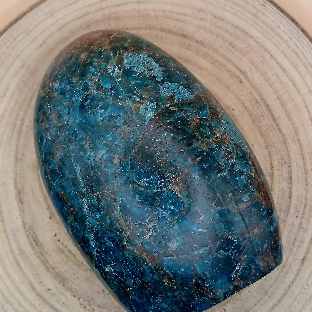 Apatite Bleue – Forme Libre