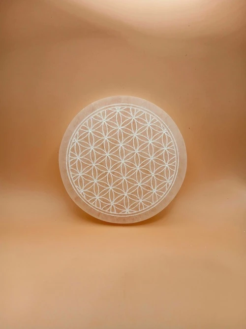 Palet en Sélénite – Gravure Fleur de Vie