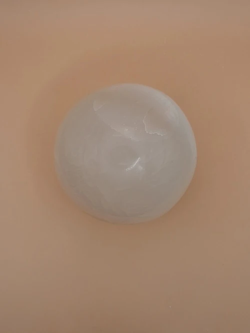 Sphère en Sélénite avec Socle Gravé Fleur de Vie – Taille Moyenne