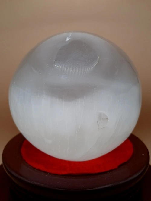 Grande Sphère en Sélénite avec Socle en Bois