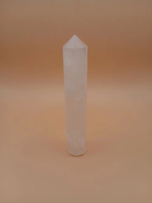 Obélisque en Cristal de Roche – 9 cm