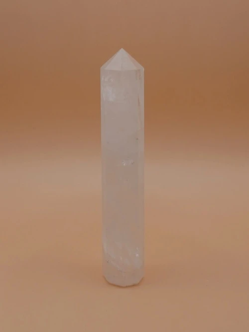 Obélisque en Cristal de Roche – 9 cm