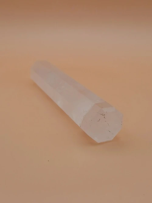 Obélisque en Cristal de Roche – 9 cm