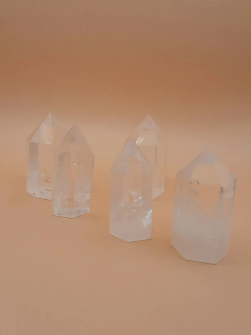 Petite Pointe Polie en Cristal de Roche