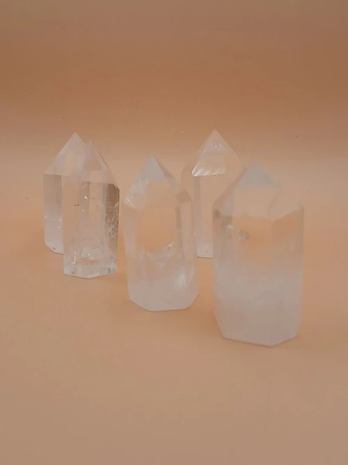 Petite Pointe Polie en Cristal de Roche