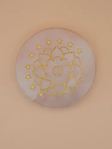 Palet en Quartz Rose Gravé – Lotus