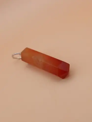 Pendentif Pointe en Cornaline avec Chaîne