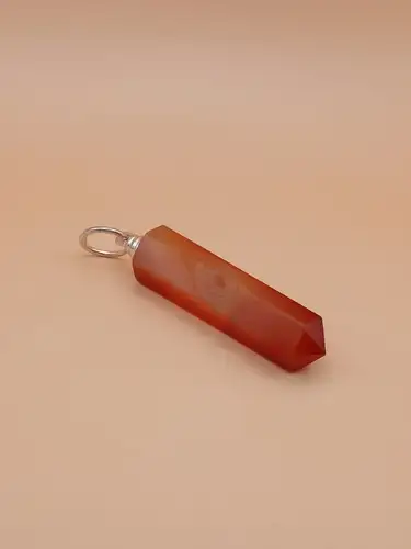 Pendentif Pointe en Cornaline avec Chaîne