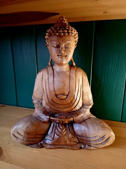 Statue de Bouddha en bois – Posture de méditation – 30 cm