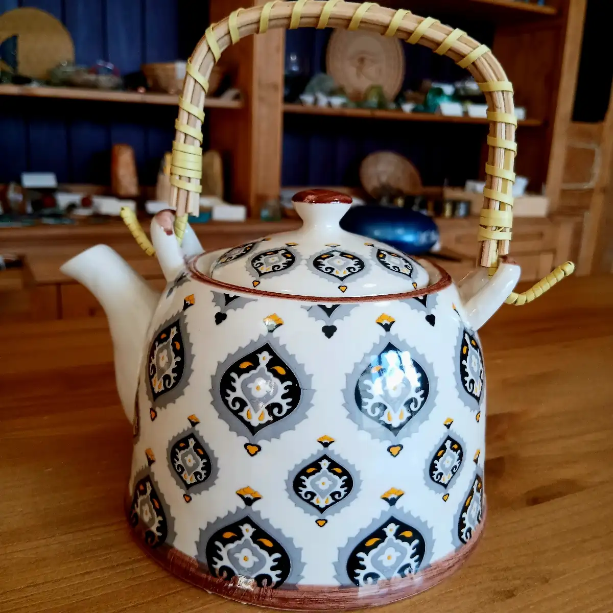 Théière en céramique à motifs – 4 personnes