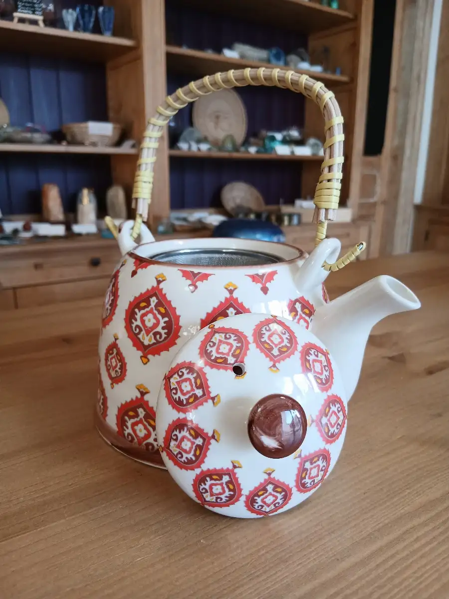 Théière en céramique à motifs rouges – 4 personnes