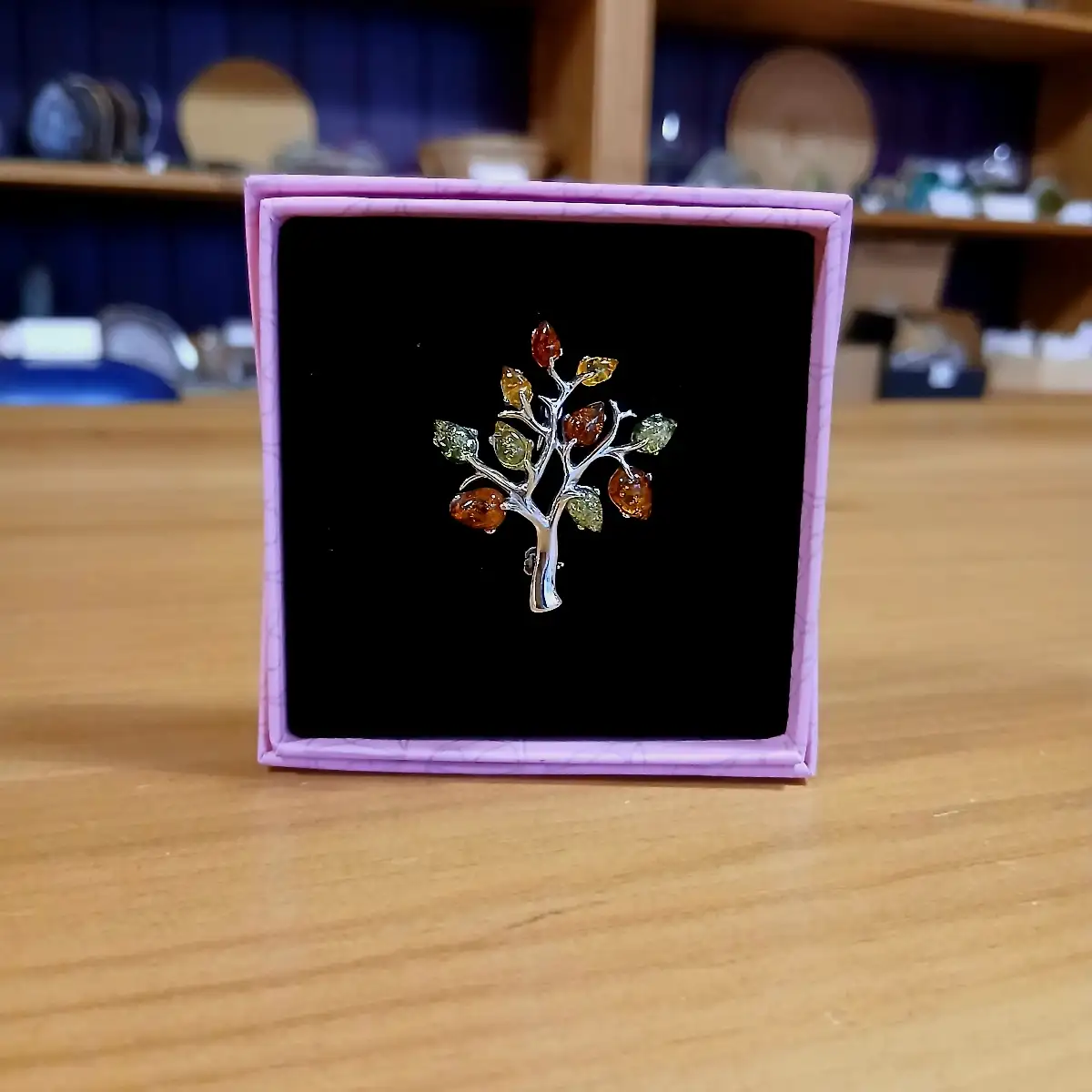 Broche Arbre de vie en Ambre