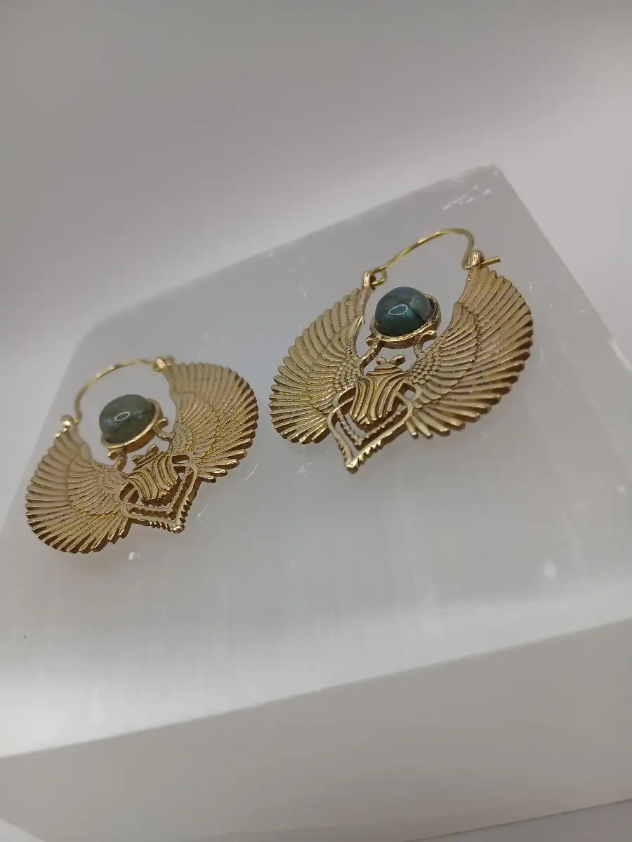 ✨ Boucles d’oreilles plaqué or & Labradorite – Protection & éclat mystique