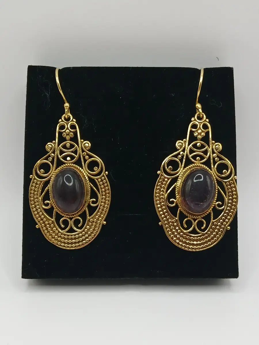 ✨ Boucles d’oreilles en laiton & pierre naturelle – Élégance bohème et caractère