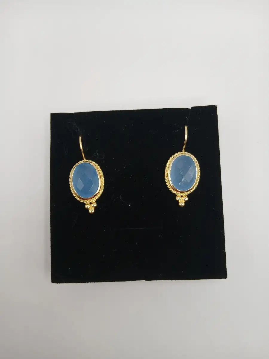 ✨ Boucles d’oreilles dorées & Iolite – Intuition & clarté intérieure