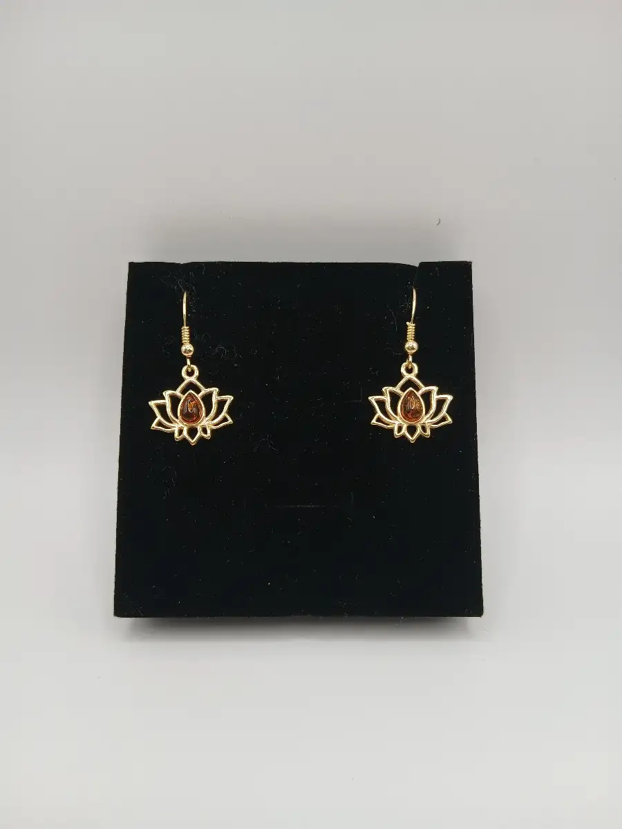 ✨ Boucles d’oreilles dorées – Ambre & Ginkgo