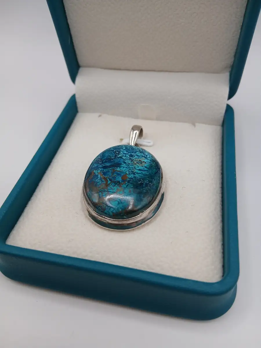 ? Pendentif Apatite Bleue – Argent 925 (Chaîne incluse)  Expression & clarté