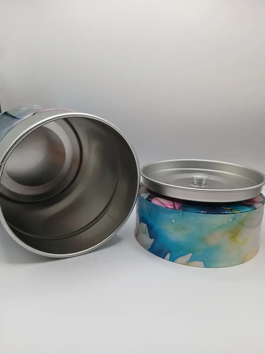 Boîte traditionnelle illustrée Magnolias en fleurs – 100g