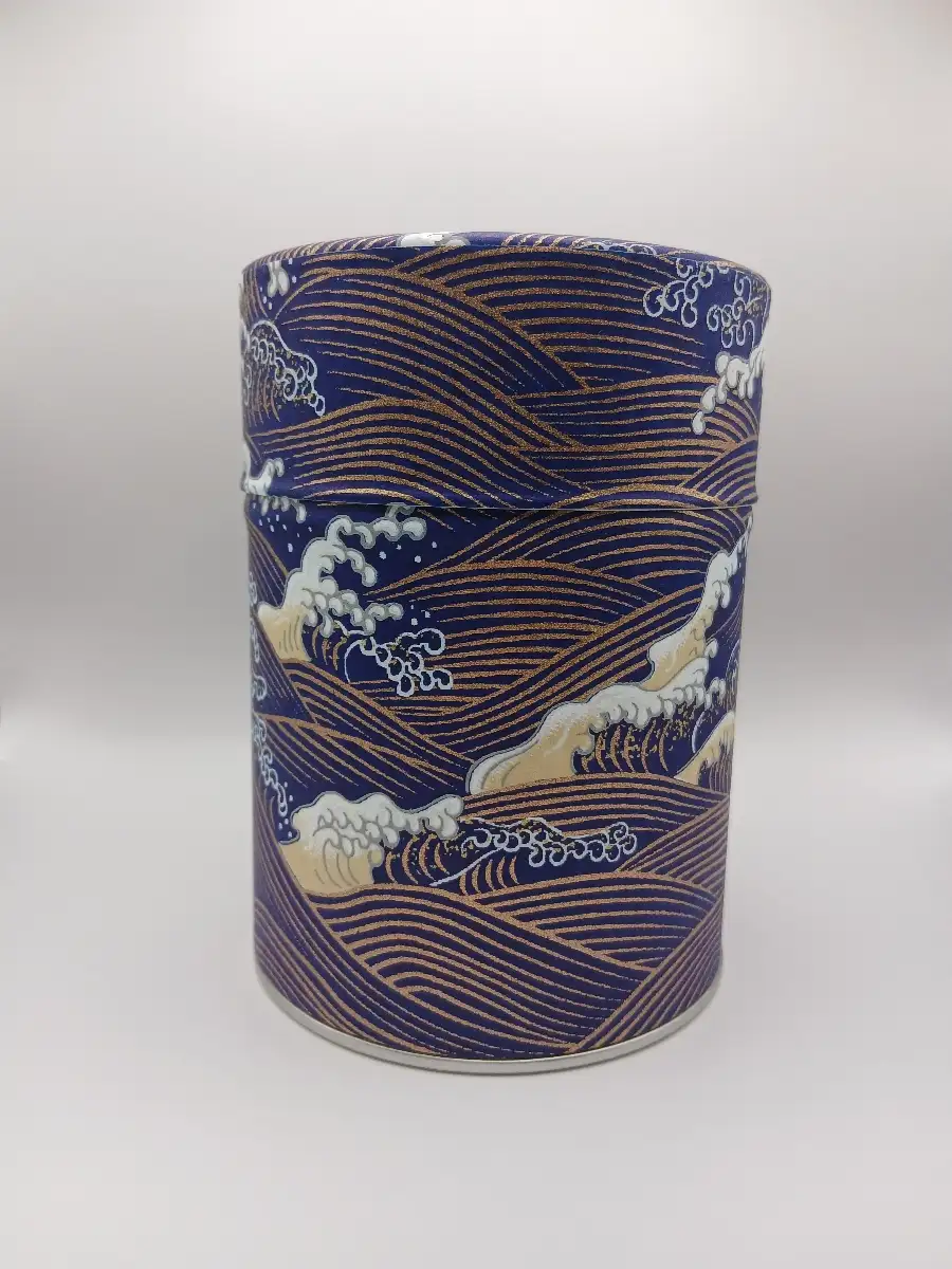Boîte traditionnelle Washi Vagues stylisées – 100g
