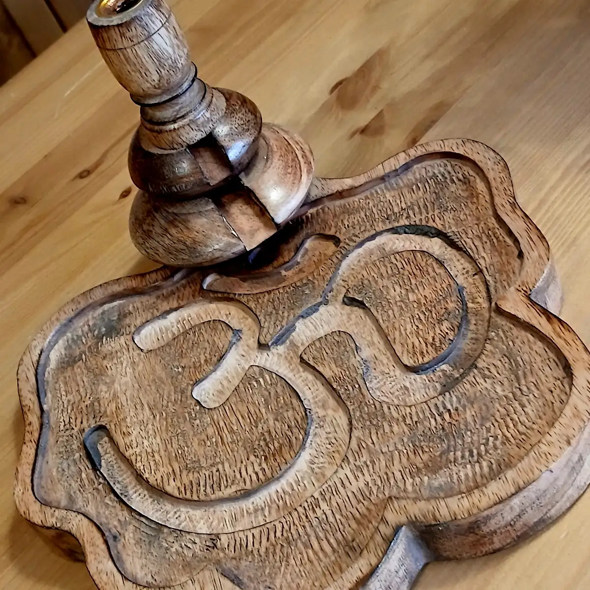 Porte-Encens en Bois – Symbole Om