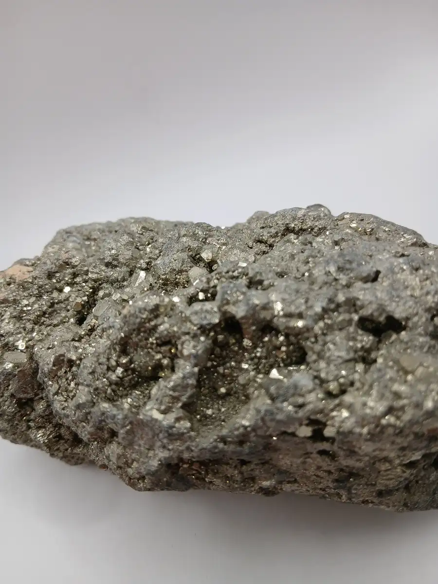 Pyrite brute